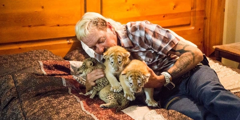 Tiger King, réouverture du zoo et série avec Nicolas Cage